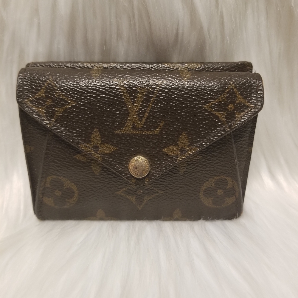 SOLD.   Louis Vuitton Origami Compact wallet